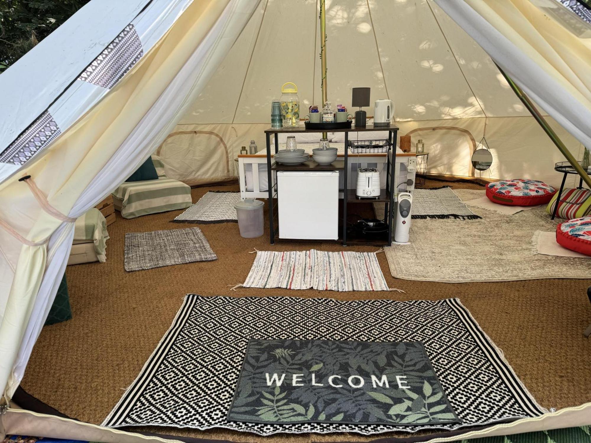 Vila Spacious Bell Tent At Herigerbi Park Lincolnshire Grantham Exteriér fotografie